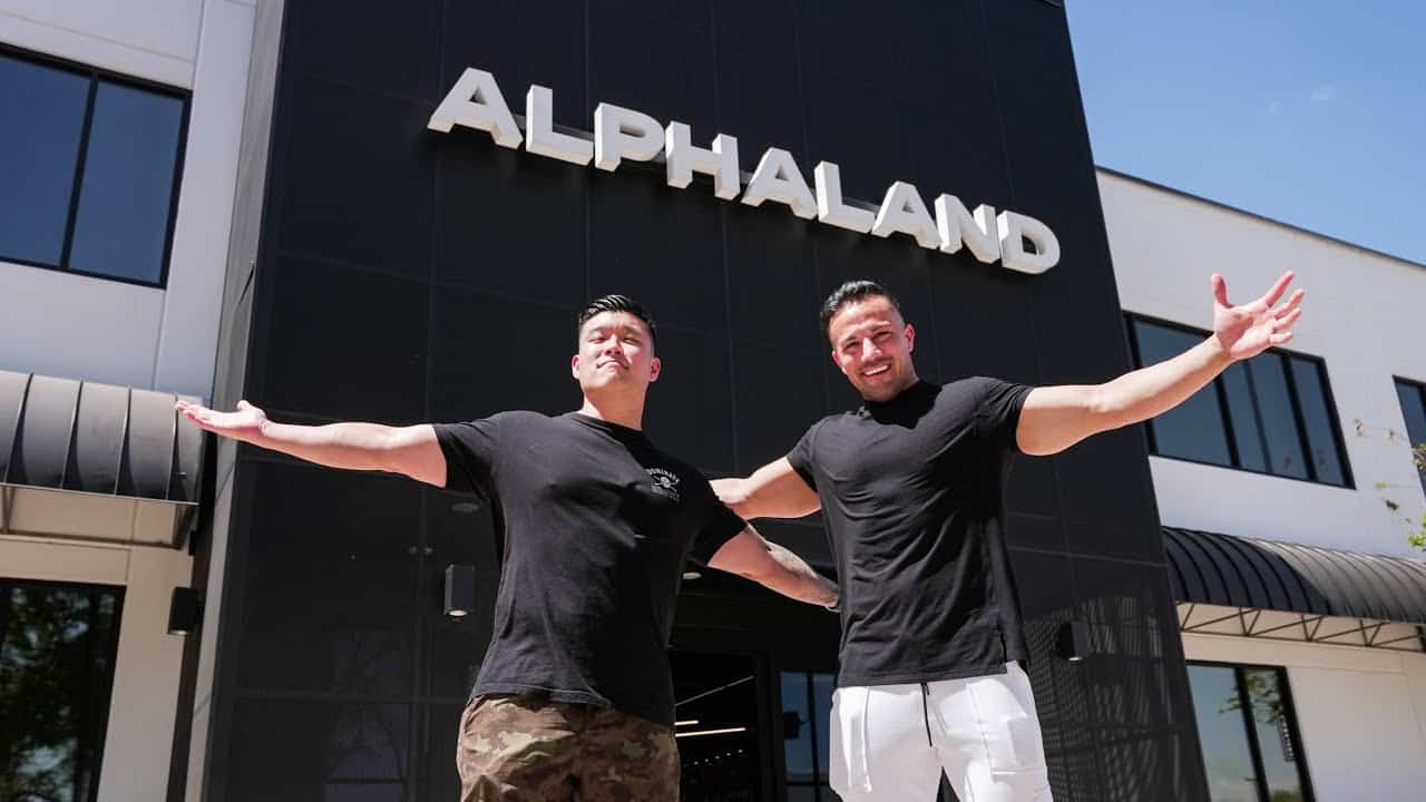 Alphalete Clothing Review: So Many Reasons Why You Will LOVE This Brand. -  Gymfluencers